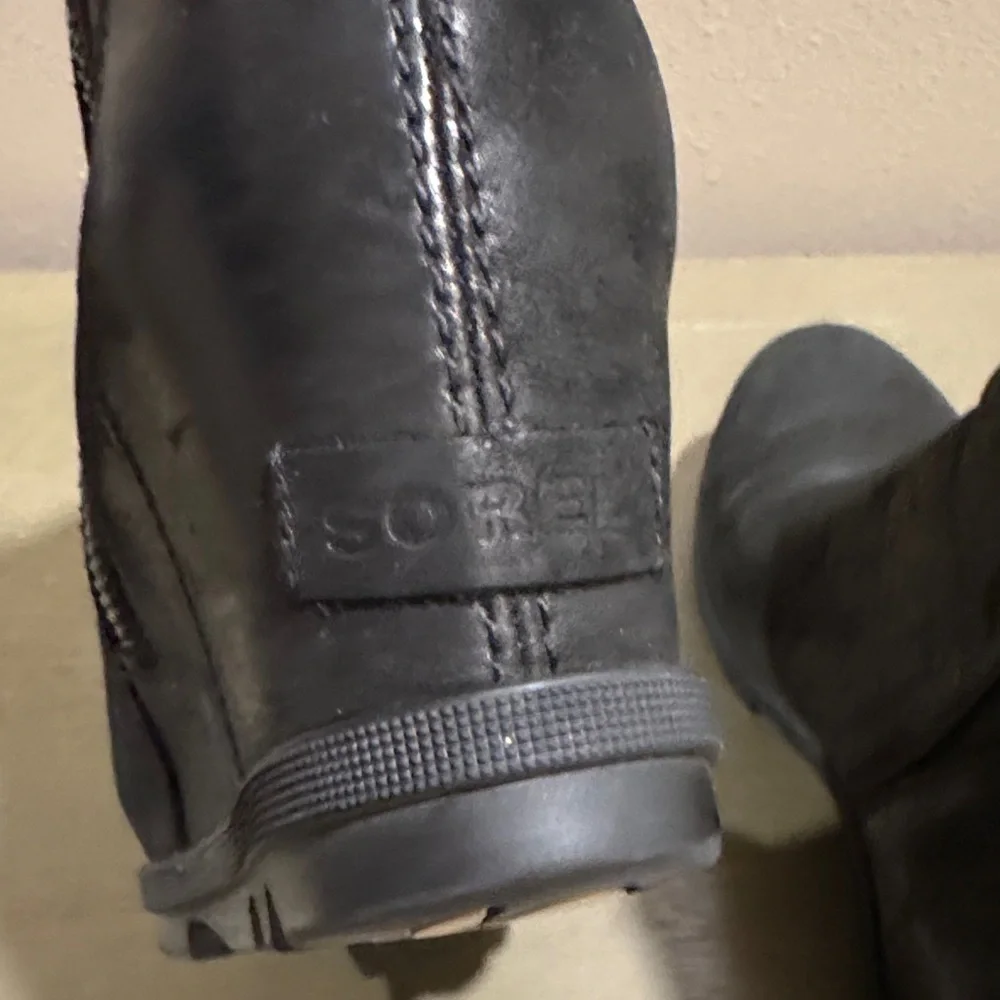 Sorel Black Leather Wedge Boots